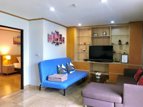 Twin Peaks Sukhumvit Suites
